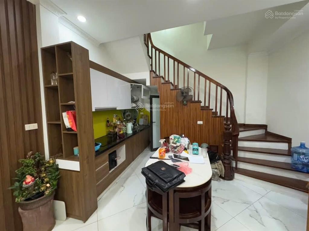 Giảm 500tr! kim mã, 45m ra phố, ngõ thông, xe 3 gác tránh, tặng nt, 2 thoáng, mới ở ngay, 39m2*5t