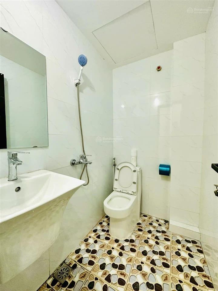 Giảm 500tr! kim mã, 45m ra phố, ngõ thông, xe 3 gác tránh, tặng nt, 2 thoáng, mới ở ngay, 39m2*5t