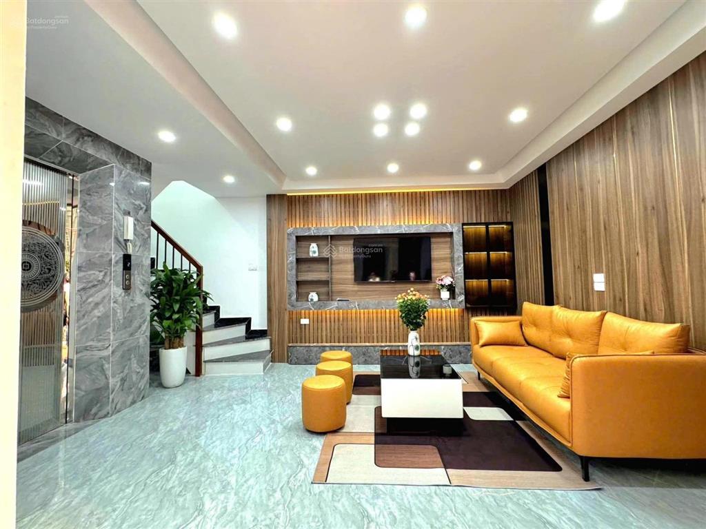 Hàng kịch độc! lạc long quân, ngõ 3 gác, thang máy nhà mới, 2 thoáng, gần phố, ở ngay, 43m2*6t
