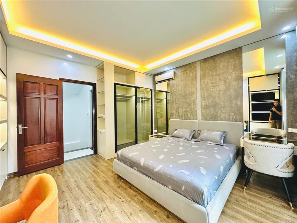 Hoàng quốc việt, nhà đẹp ở luôn, dân xây, ngõ ô tô, 25m ô tô tránh, gần phố, 41m2*5t