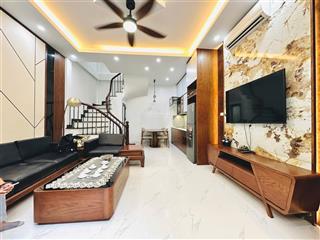 Hoàng quốc việt, nhà đẹp ở luôn, dân xây, ngõ ô tô, 25m ô tô tránh, gần phố, 41m2*5t