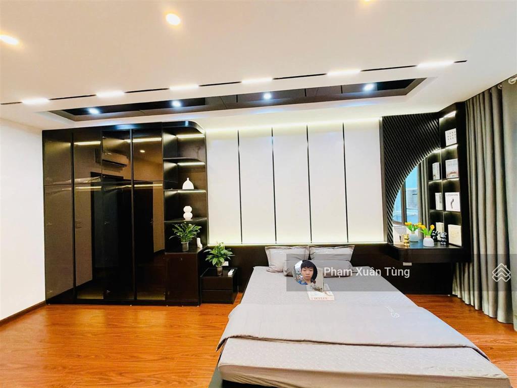 Trương công giai  trần thái tông, nhà mới xây chắc chắn, ngõ thông, gần phố, thoáng, 39m2*5t