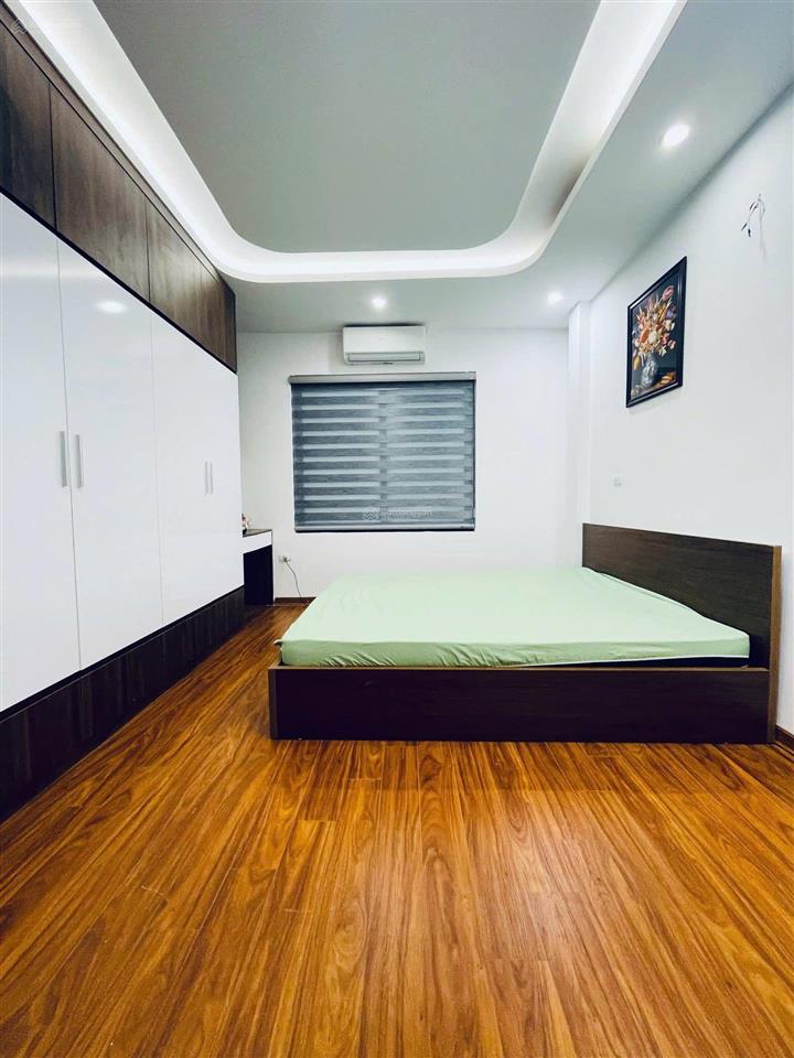 Trần cung  hoàng quốc việt, ngõ 3 gác, 50m ô tô tránh, gần phố, dân xây, nhà mới đẹp, 39m2*5t