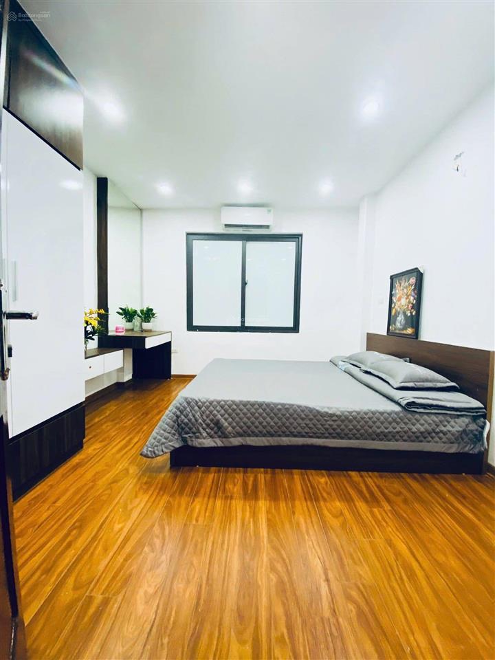 Trần cung  hoàng quốc việt, ngõ 3 gác, 50m ô tô tránh, gần phố, dân xây, nhà mới đẹp, 39m2*5t
