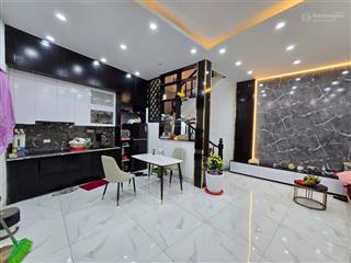 Bán nhà đội cấn, ở luôn, dân xây chắc chắn, gần ô tô, gần phố, ngõ nông, 48m2*5 tầng
