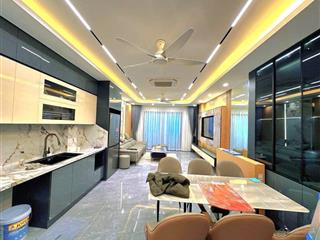 Võ chí cônglạc long quân, nhà mới thang máy, ô tô sát nhà, 3 thoáng, ở sướng, giá tốt khu vực
