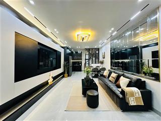 Hoàng quốc việt, xây chắc chắn, ngõ 3 gác, 30m ôtô đỗ, tặng nt, mới ở ngay, 39m2*5t