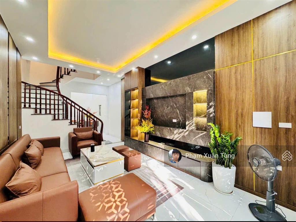 Giá sốc! xuân thủy  cầu giấy, ngõ ô tô tránh, 60m ra phố, btct chắc chắn, 2 thoáng, ở ngay, 48m2
