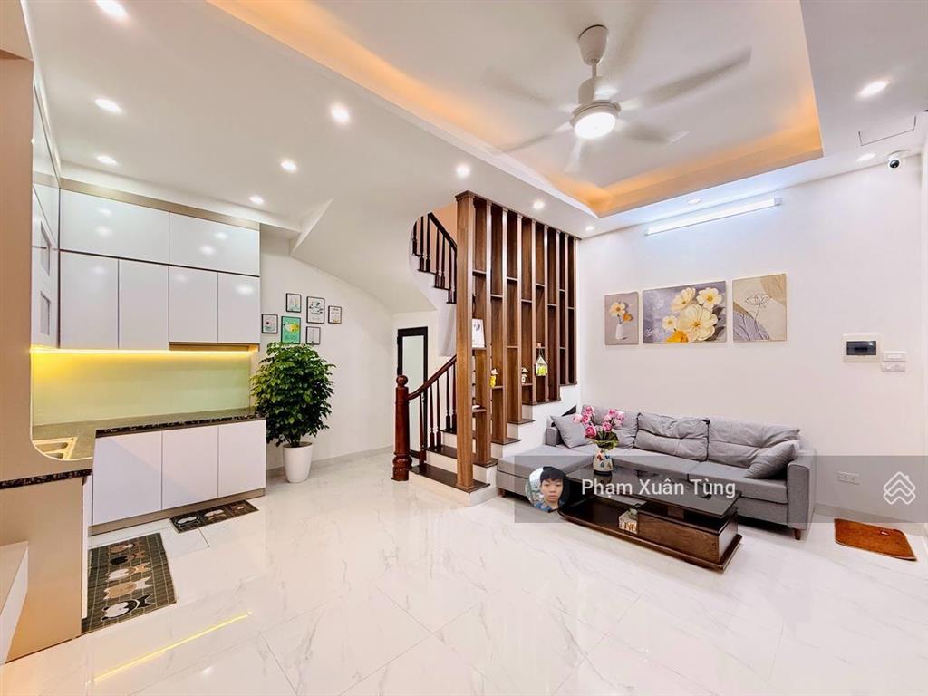 Giảng võ, nhà đẹp ở luôn, ngõ 3 gác thông, 40m ra phố, tặng nt, 38m2*5t