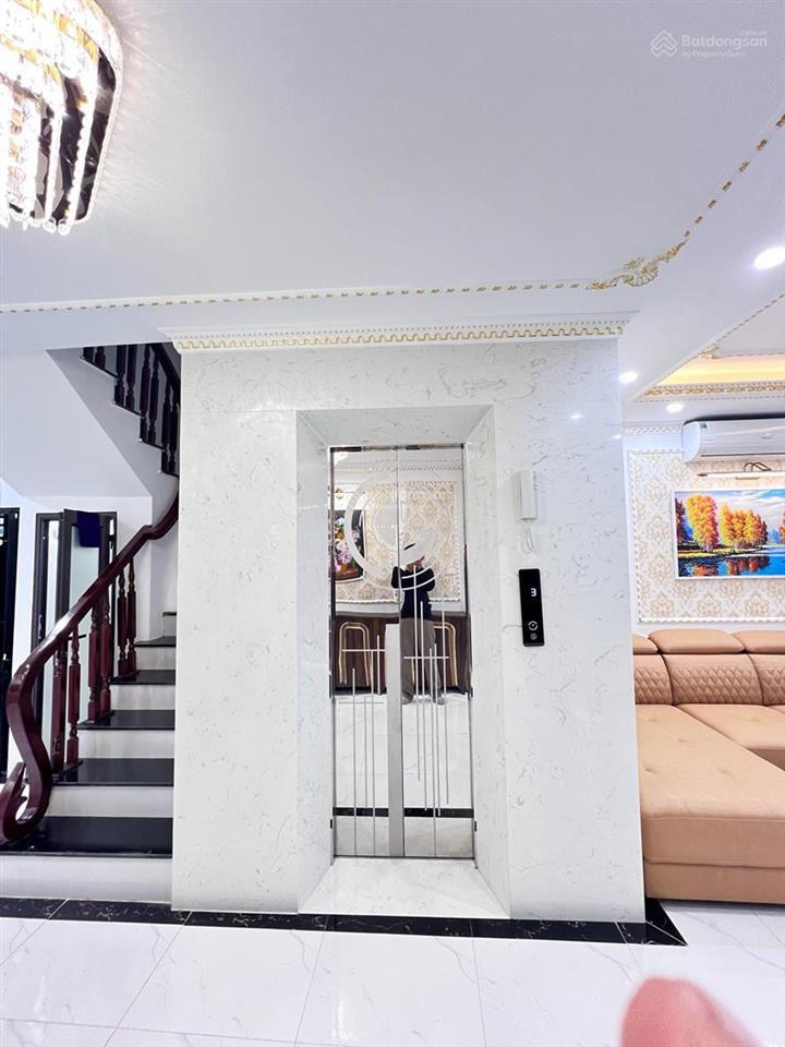 Nhà đẹp vĩnh phúc, xây mới, thang máy, mặt ngõ, 30m ô tô tránh, lô góc 2 thoáng, ở thích, 46m2*6t
