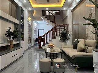 Bán nhanh! tt cầu giấy, xây chắc chắn, ở hoặc cho thuê, ngõ 3 gác tránh, gần phố gần ô tô, 48m2*5t