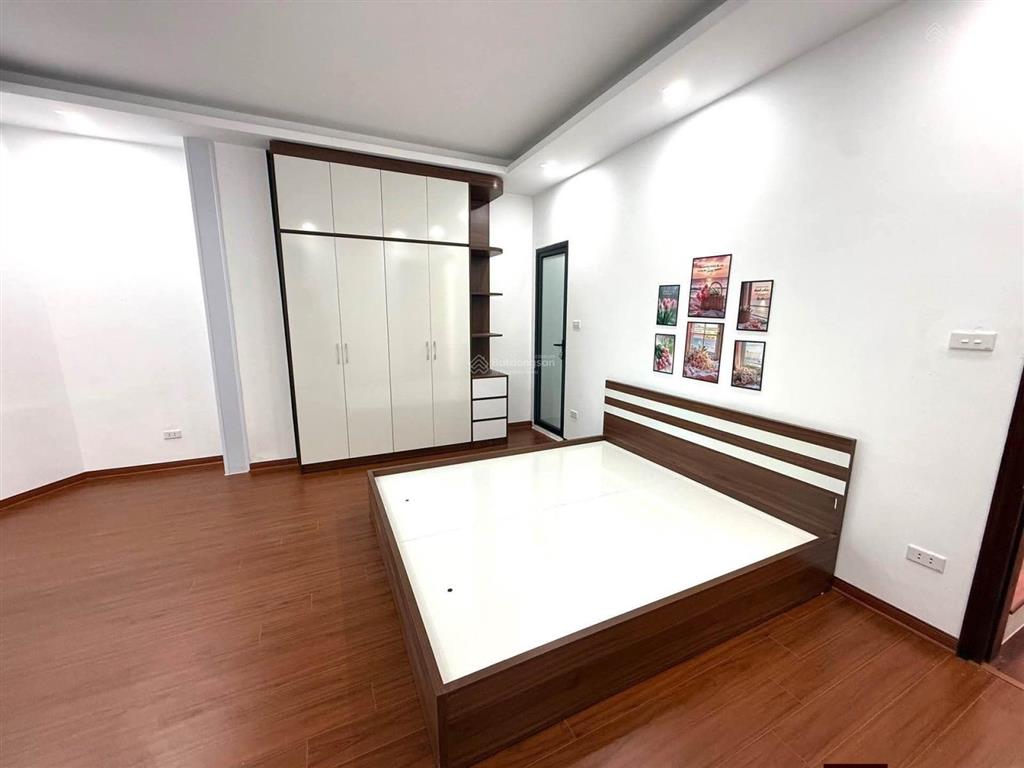 Thụy khuê  lạc long quân, ngõ thoáng, nhà đẹp ở ngay, gần phố, gần ô tô, 45m2*5 tầng