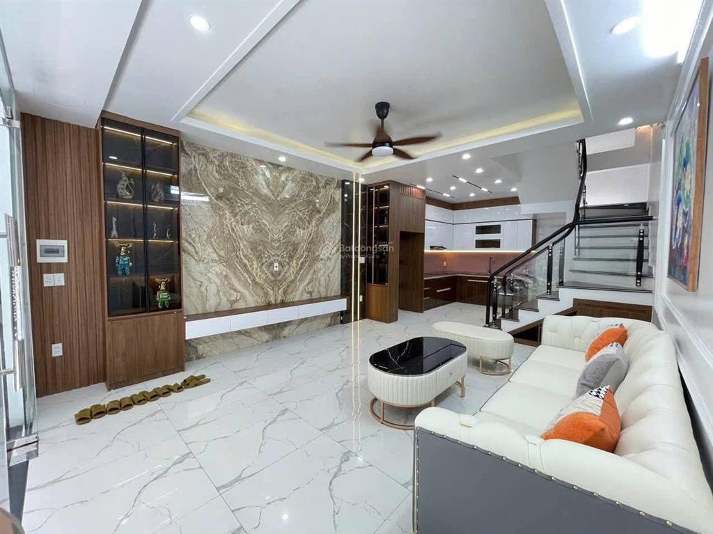 Thụy khuê  lạc long quân, ngõ thoáng, nhà đẹp ở ngay, gần phố, gần ô tô, 45m2*5 tầng