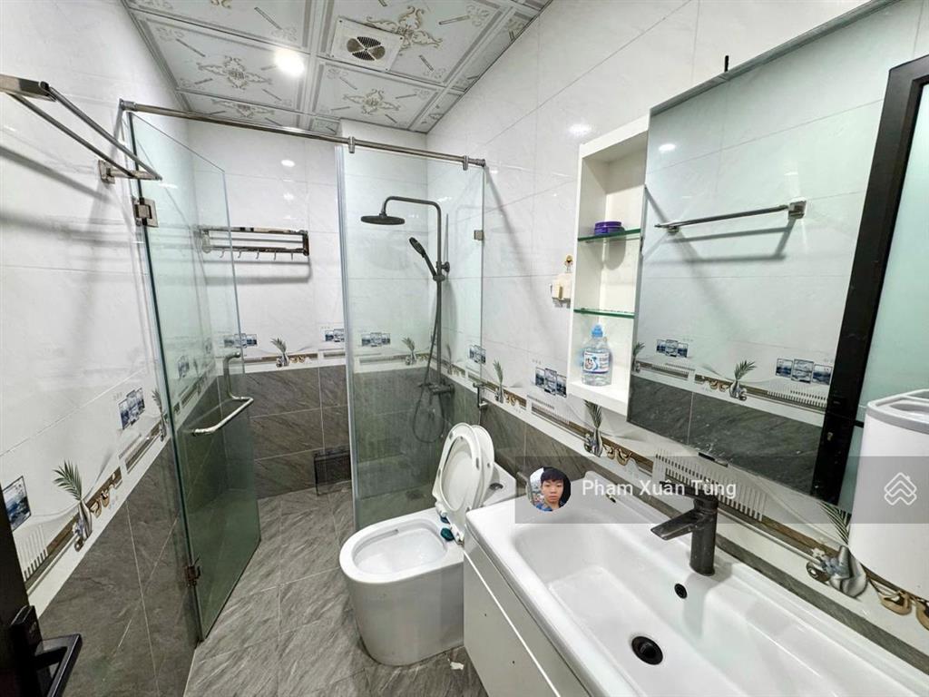 Giảm 1 tỷ! tt cầu giấy, ngõ thông 3 gác tránh, vài chục m ra phố, btct chắc chắn, ở hoặc cho thuê