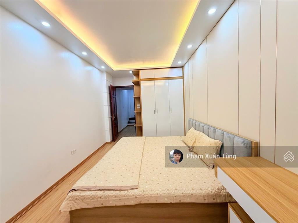 Giảm 1 tỷ! tt cầu giấy, ngõ thông 3 gác tránh, vài chục m ra phố, btct chắc chắn, ở hoặc cho thuê