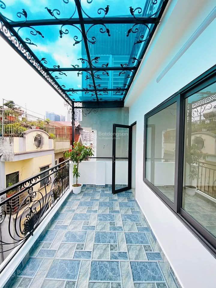 Hiếm! yên hòa, nhà mới keng thang máy, ngõ ô tô, 50m ô tô đỗ, 2 thoáng, mới ở ngay, 45m2*6t