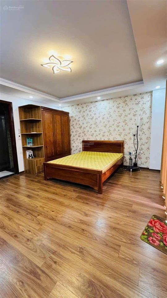 Nhà đẹp thang máy, 3 thoáng, 30m ôtô tránh, thông tư tung, giá tốt khu vực, lạc long quân, 46m2