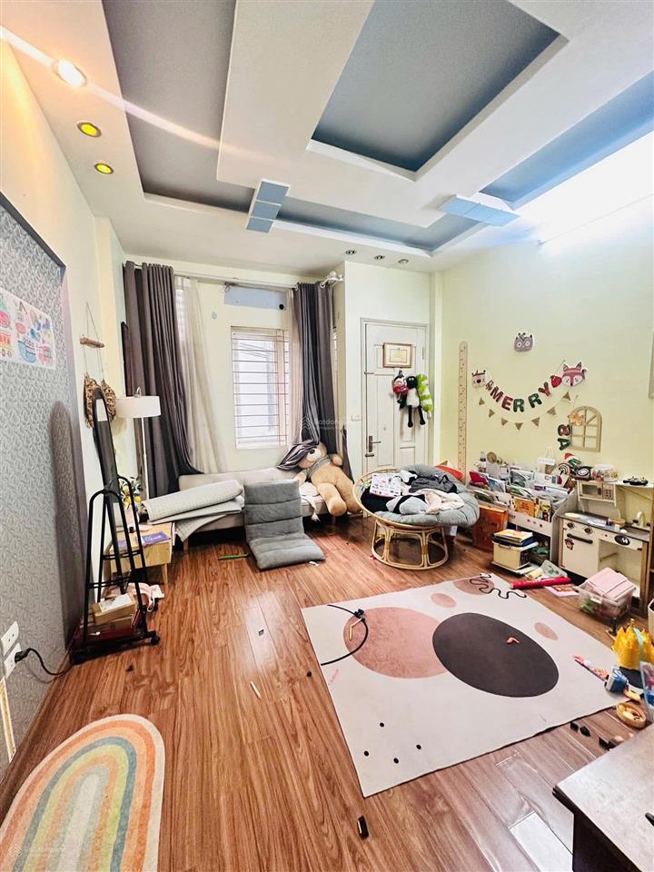 Có 102! lô góc ngọc khánh, dân xây chắc chắn, ngõ 3 gác thông, vài chục m ra phố, 44m2*4t