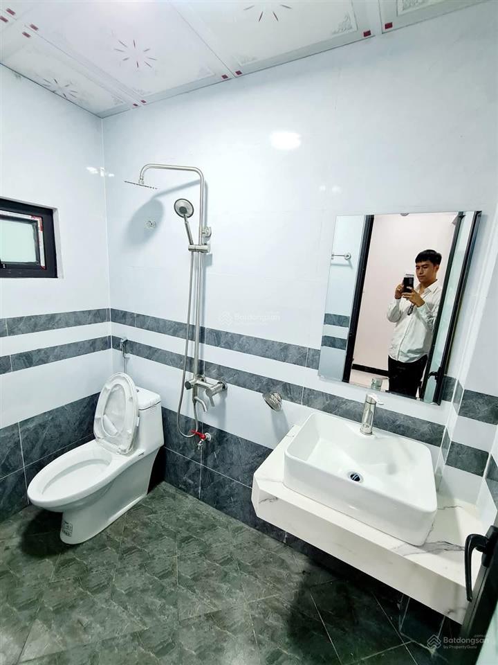 Bán nhanh! cầu giấy, dân xây chắc chắn, ngõ 3 gác tránh, 60m ra ô tô tránh, 2 thoáng, 40m2*5t