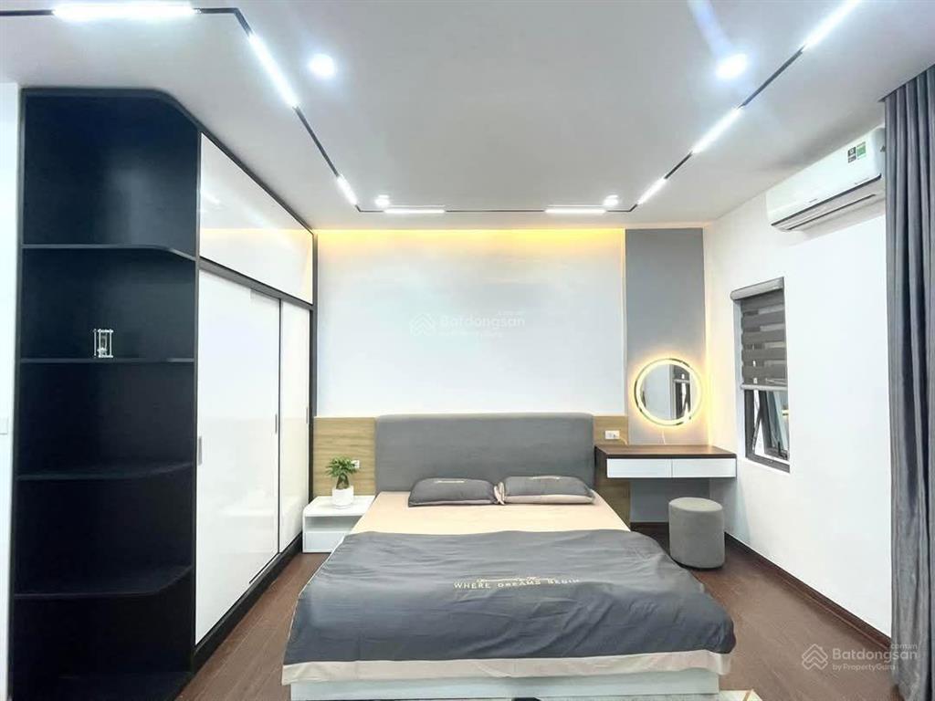 Phải thật nhanh! lô góc ngọc khánh, mặt tiền rộng, ngõ 3 gác tránh, thông, mới ở ngay, 39.8m2*5t