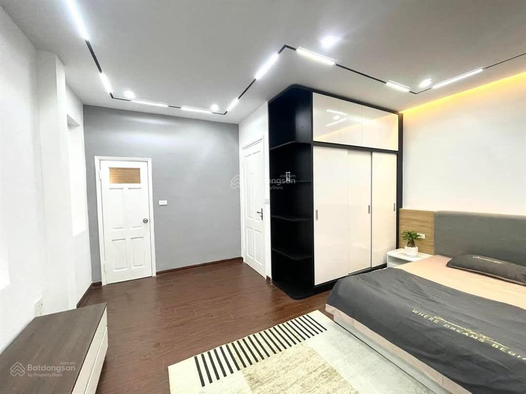 Phải thật nhanh! lô góc ngọc khánh, mặt tiền rộng, ngõ 3 gác tránh, thông, mới ở ngay, 39.8m2*5t