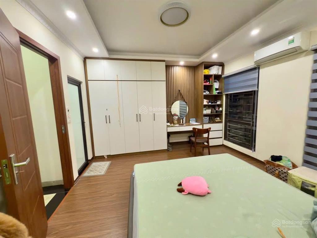 Thật không ảo! cầu giấy, nhà đẹp ở luôn, ngõ 3 gác tránh, 50m ô tô đỗ, tặng full nội thất, 38m2*5t