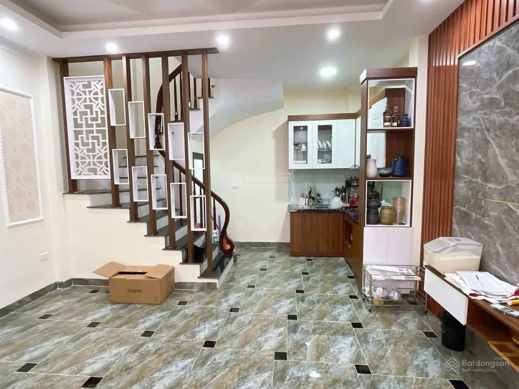 Thật không ảo! cầu giấy, nhà đẹp ở luôn, ngõ 3 gác tránh, 50m ô tô đỗ, tặng full nội thất, 38m2*5t