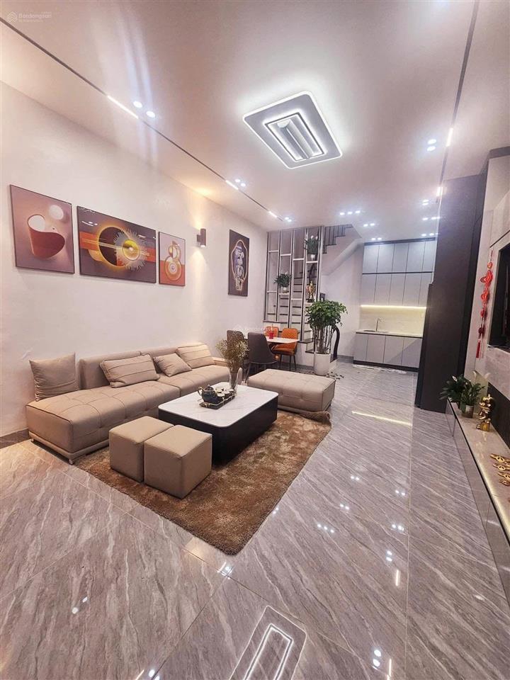 Kịch sàn! lạc long quân, ngõ ô tô, nhà đẹp ở luôn, 50m ô tô đỗ, 2 thoáng, 60m ra phố, 36m2*5t