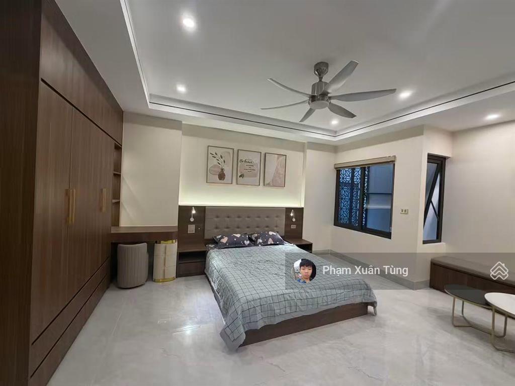 Lô góc hoàng quốc việt, xây chắc chắn, ngõ 3 gác tránh, 30m ô tô đỗ, tặng nt, còn mới ở ngay, 39m2