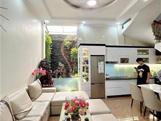 Gấp! lô góc yên hòa, dân xây chắc chắn, ngõ 3 gác, 50m ra phố, thoáng, sân xe, 41m2*5t