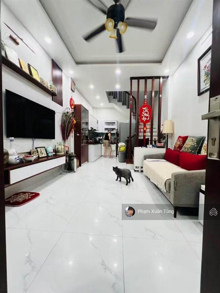 Đội cấn, nhà còn đẹp ở luôn, vài bước ra phố, thoáng sáng, không quy hoạch, gần phố, 38m2