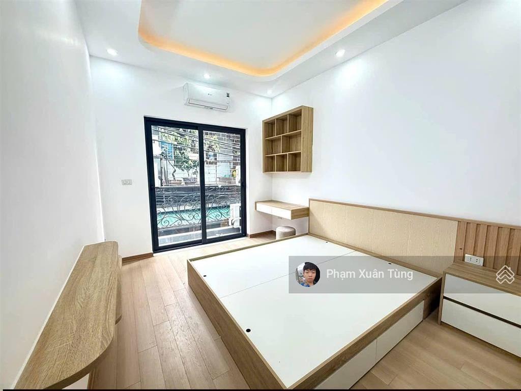 Có 1 0 2! lô góc ngọc khánh, nhà đẹp ở luôn, ngõ 3 gác thông, vài chục m ra phố, tặng nt, 44m*5t