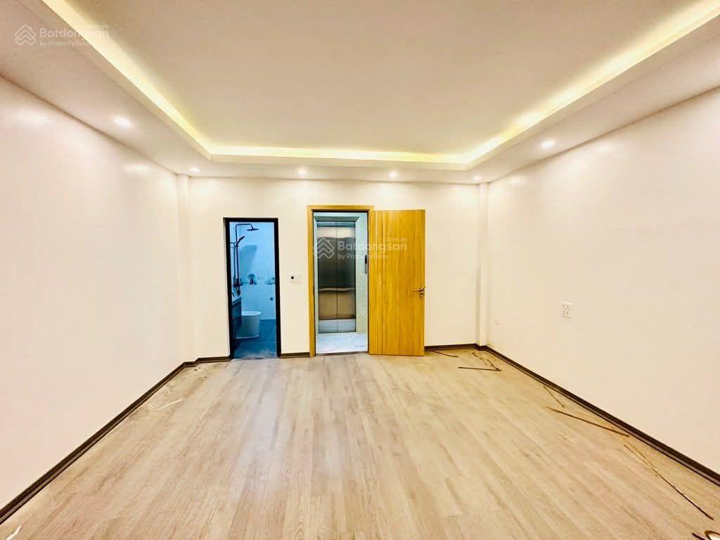 Đón tết! ngọc khánh, nhà đẹp thang máy xịn sò, ngõ ôtô thông, 50m ra phố, nhà mới ở ngay, 44m2*6t