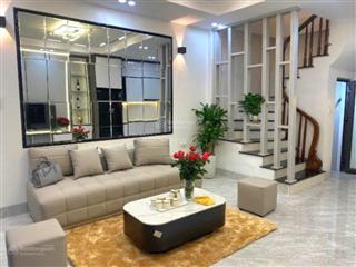 Bán gấp nhà văn cao, ngõ ô tô tránh, thông tứ tung, ra phố cực gần, tặng nt, mới ở ngay, 43m2*5t