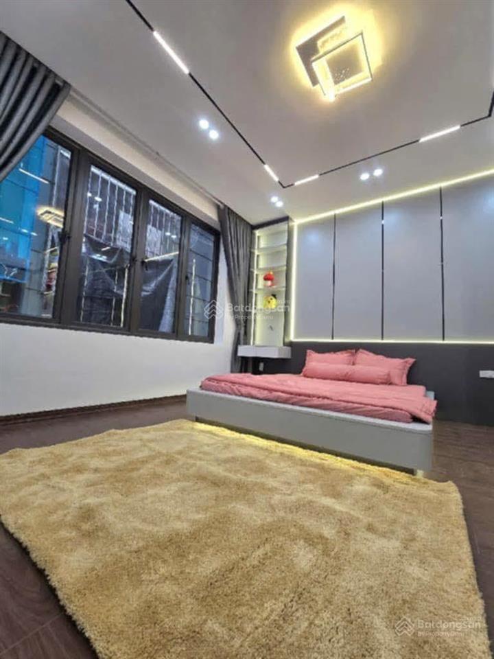 Bán gấp nhà văn cao, ngõ ô tô tránh, thông tứ tung, ra phố cực gần, tặng nt, mới ở ngay, 43m2*5t