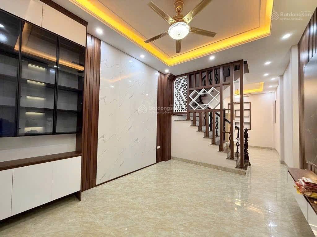 Siêu vip! lô góc hoàng quốc việt, dân xây chắc chắn, ngõ 3 gác tránh, gần ô tô đỗ, tặng nt, 45m2*5t
