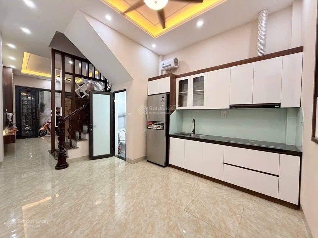 Siêu vip! lô góc hoàng quốc việt, dân xây chắc chắn, ngõ 3 gác tránh, gần ô tô đỗ, tặng nt, 45m2*5t