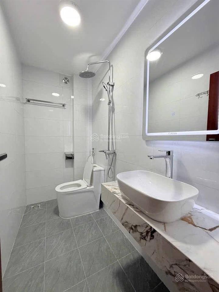Siêu vip! lô góc hoàng quốc việt, dân xây chắc chắn, ngõ 3 gác tránh, gần ô tô đỗ, tặng nt, 45m2*5t