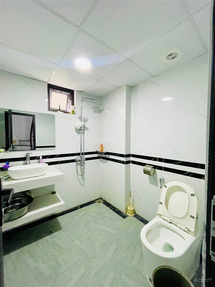 Cực hiếm! yên hòa  cầu giấy, ngõ 3 gác tránh, 1 ngoặt ra ôtô, 60m ra phố, thoáng, sân xe, 38m2*5t