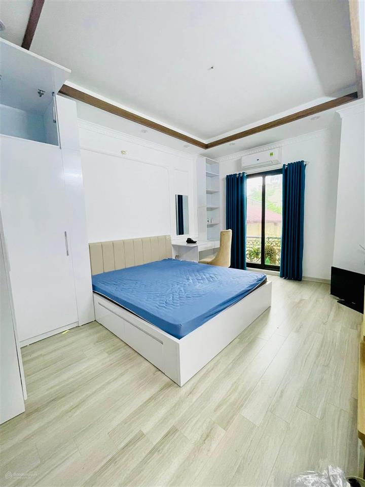 Cực hiếm! yên hòa  cầu giấy, ngõ 3 gác tránh, 1 ngoặt ra ôtô, 60m ra phố, thoáng, sân xe, 38m2*5t