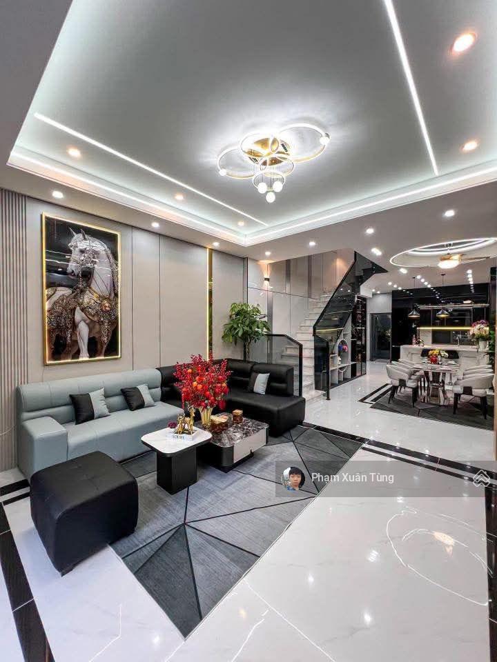 Yên hòa  nguyễn khang, nhà đẹp ở luôn, 2 thoáng, ngõ thẳng tắp, 3 gác tránh, 60m ra phố, 40m2*5t