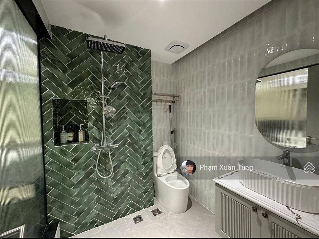 Giảm sâu! cầu giấy, nhà mới, tháng máy, ngõ thông, 40m ôtô đỗ, siêu thoáng, mới ở ngay, 45m2*7t
