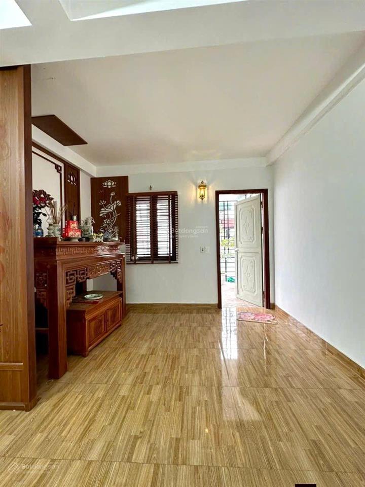 Giá tốt, cầu giấy, xây chắc chắn, ngõ 3 gác tránh, gần phố, thoáng, ở ngay, 38m2*5t