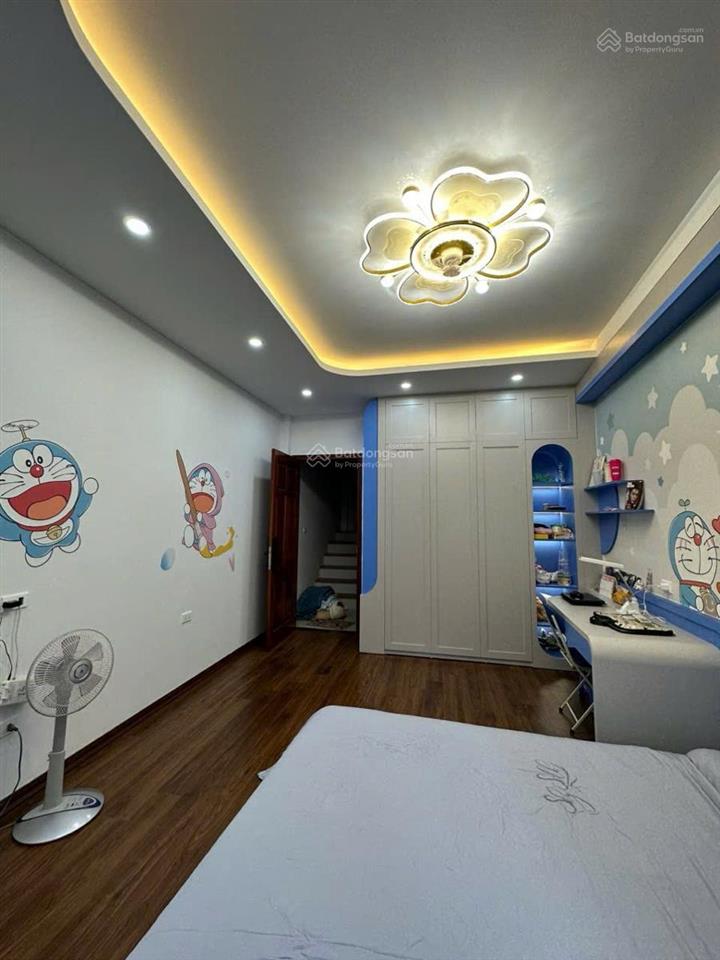 Giá tốt, cầu giấy, xây chắc chắn, ngõ 3 gác tránh, gần phố, thoáng, ở ngay, 38m2*5t