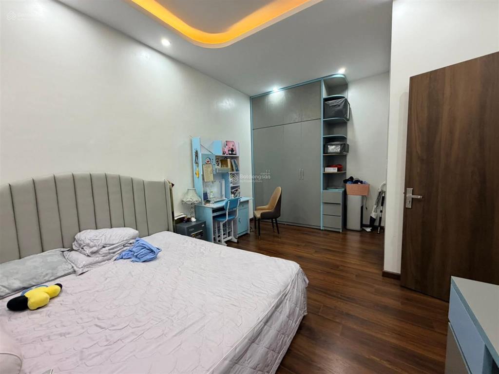 Ngọc khánh  nguyễn công hoan, ngõ thông, trước nhà 3m, 20m ra phố, còn mới ở ngay, 46m2*4t