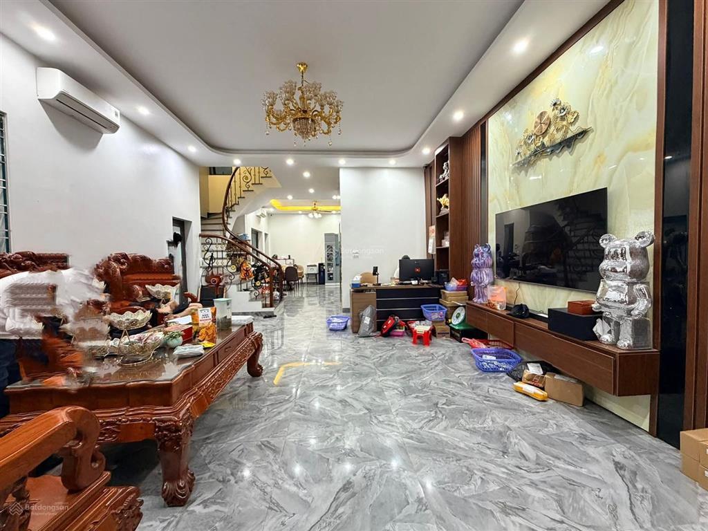 Ngọc khánh  nguyễn công hoan, ngõ thông, trước nhà 3m, 20m ra phố, còn mới ở ngay, 46m2*4t
