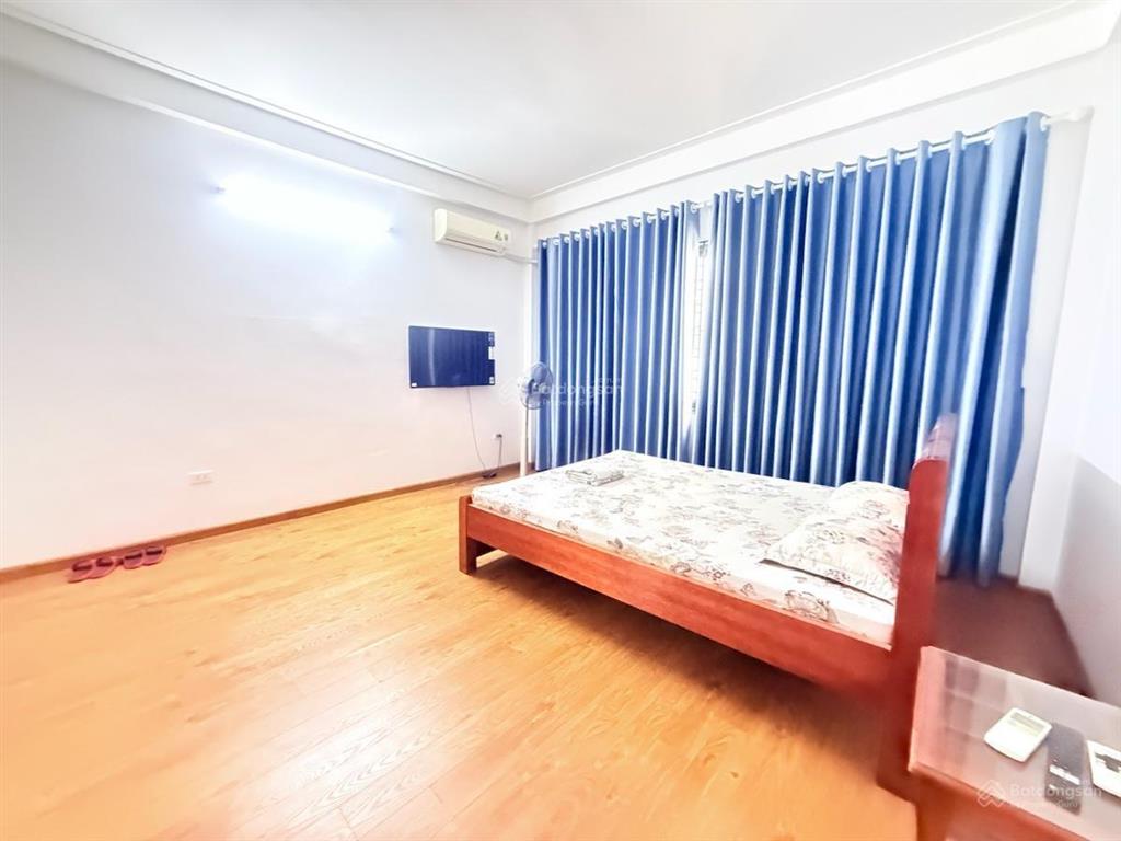 Giảm sốc! nguyễn khánh toàn, xây chắc chắn, ngõ thông gần phố, thoáng trước sau, sổ vuông đẹp, 43m2
