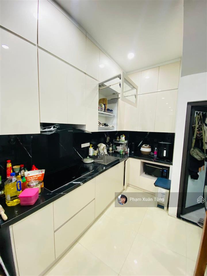 Giá tốt! hoàng quốc việt, xây chắc chắn, ngõ 3 gác tránh, ôtô đỗ gần, tặng nt, còn mới ở ngay, 42m2