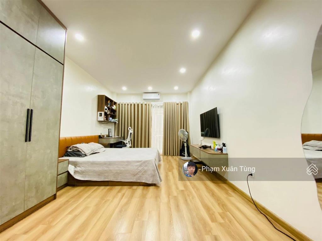 Giá tốt! hoàng quốc việt, xây chắc chắn, ngõ 3 gác tránh, ôtô đỗ gần, tặng nt, còn mới ở ngay, 42m2