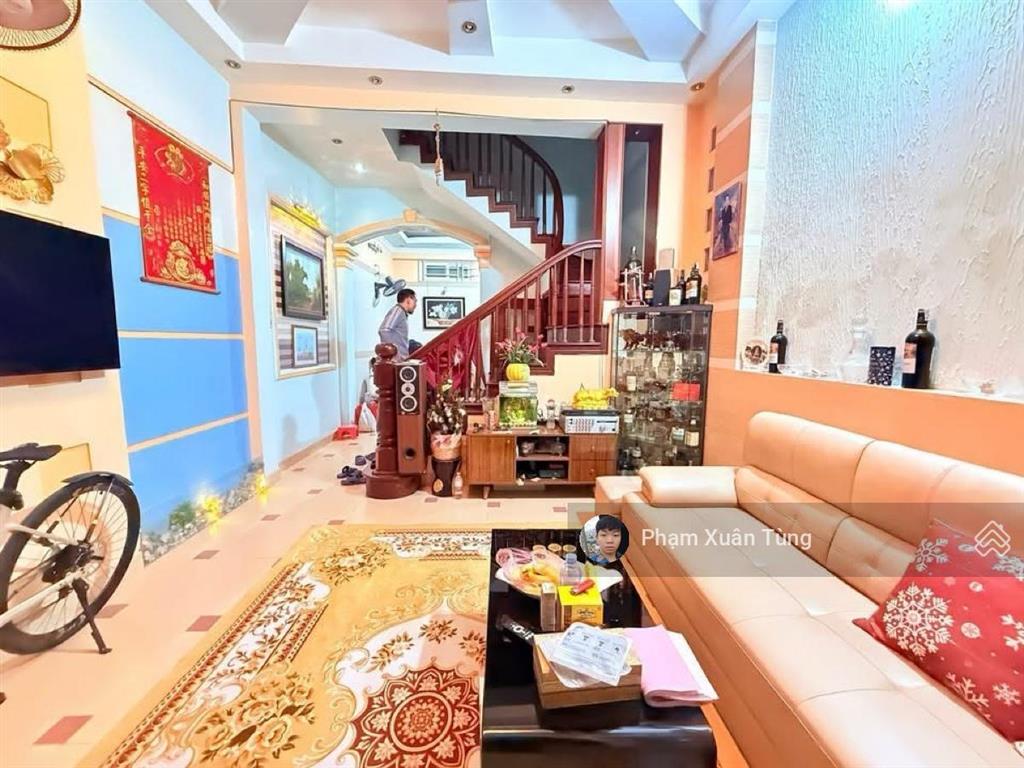 Giảm 1.5 tỷ! xuân thủy, ngõ ôtô tránh, vài chục m ra phố, xây chắc chắn, không quy hoạch, 48m2*5t